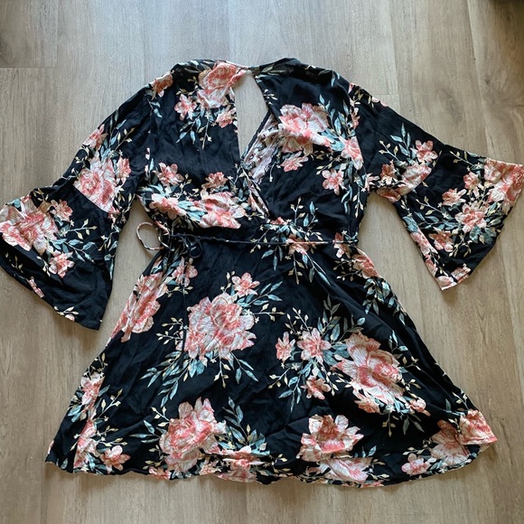 Billabong Floral Patterned Top summer vacation dress - Picture 7 of 10